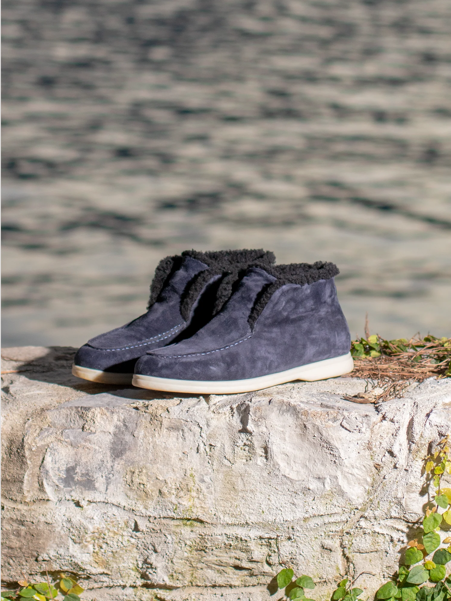 SUEDE CHUKKA BOOTS WITH WOOL LINING